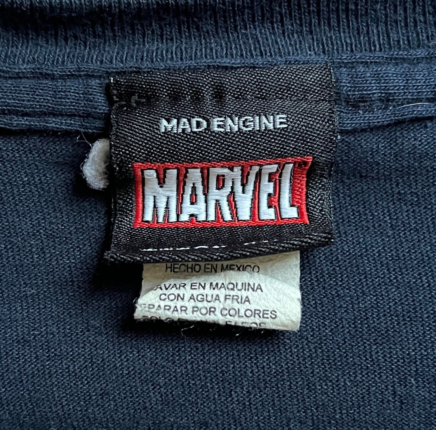 00s Mad Engine x Marvel Superheroes Tee (Size L)